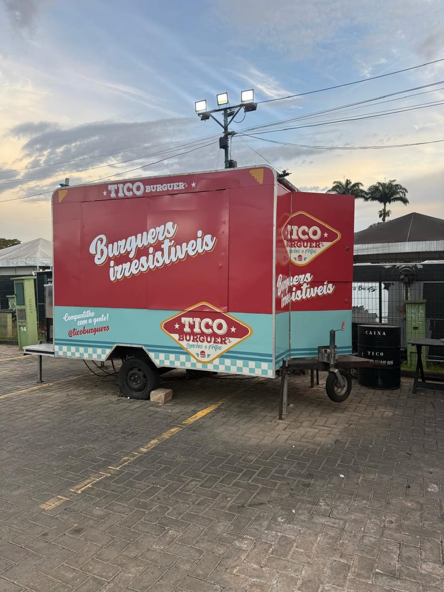 Food truck Tico Burguer envelopado