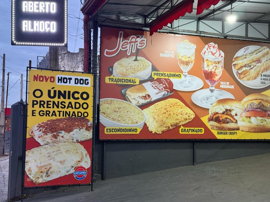 Painel de menu do Jeff’s Burger