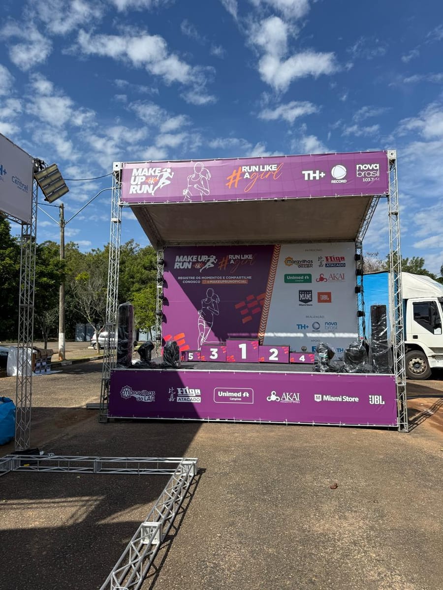 Palco do evento Make Up Run