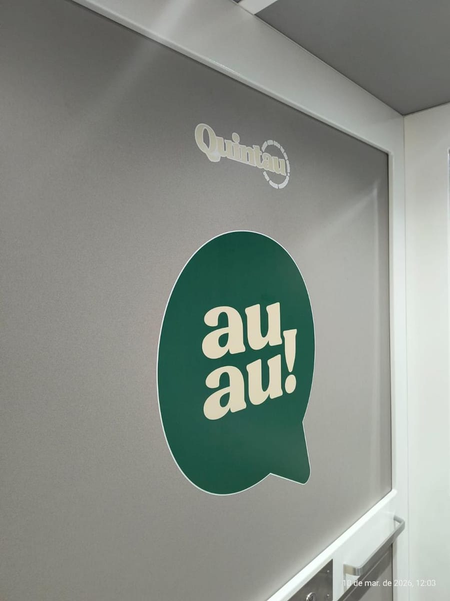 Adesivo decorativo em pet shop