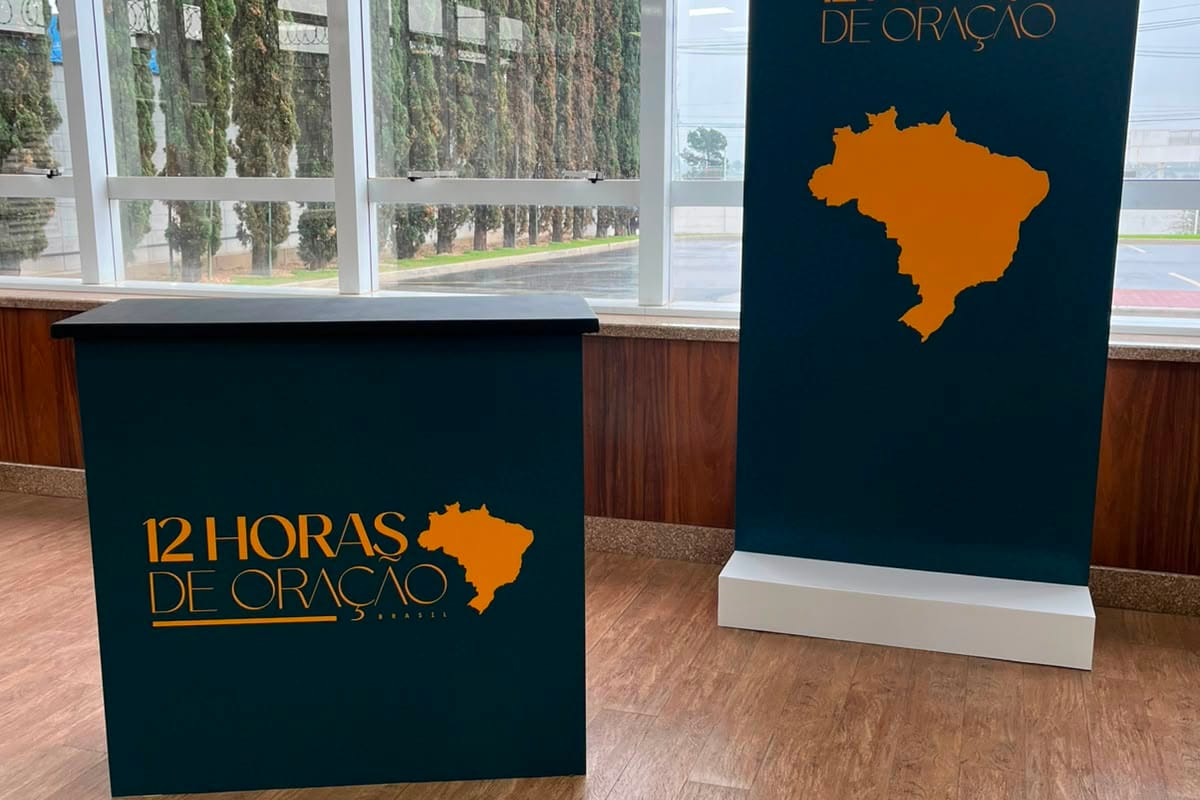 Display e comunicação visual de marca pela Fenar